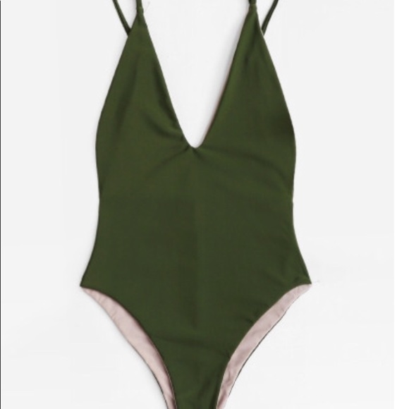 Bathing suit - Picture 2 of 4